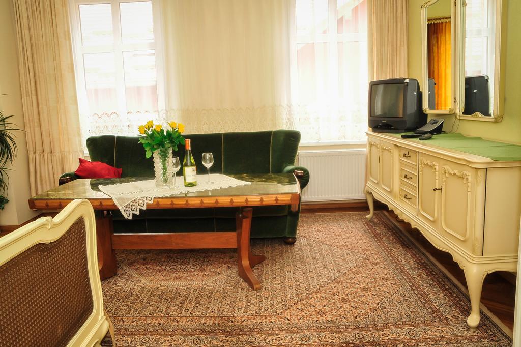 Lądek-Zdrój Willa Elysium Bed & Breakfast 部屋 写真